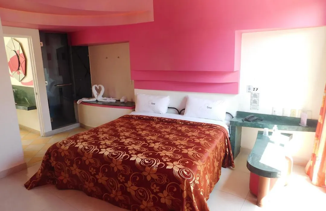 Hotel Extasis-1